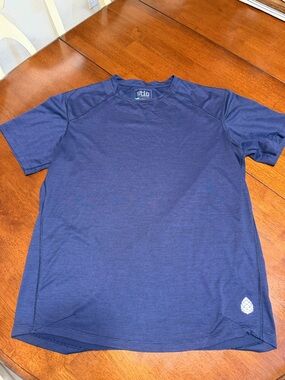 Stio Shirt Mens M Navy Blue Short Sleeve Performance Baselayer Hiking Outdoor